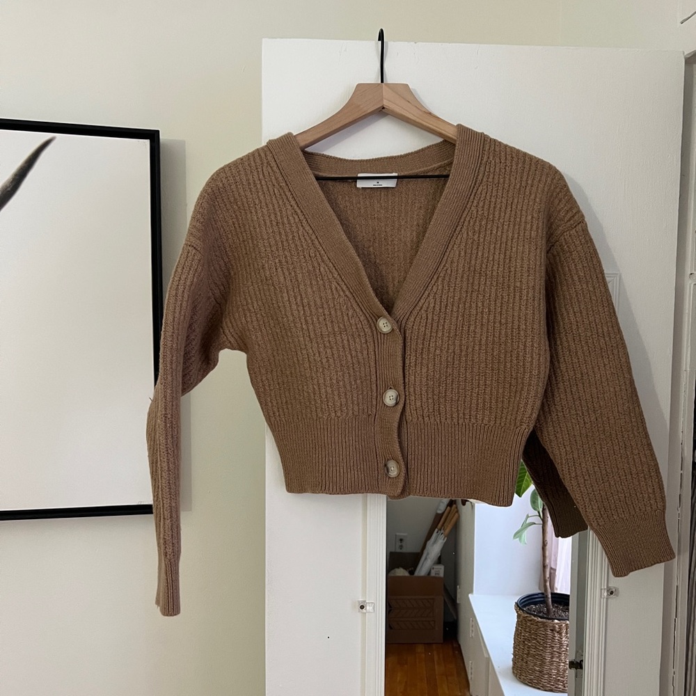Aritzia Babaton Cropped - 100% Wool - M
